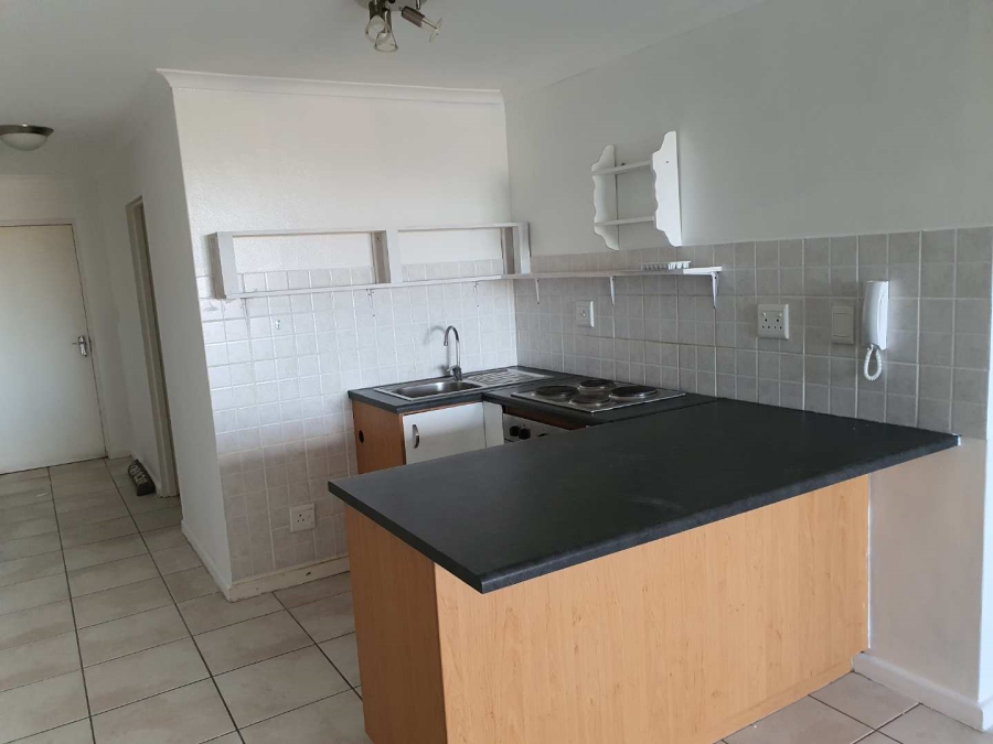 To Let 1 Bedroom Property for Rent in Salt River Western Cape